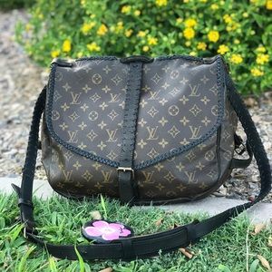 ✅✅Louis Vuitton Saumur 35 shoulder strap
